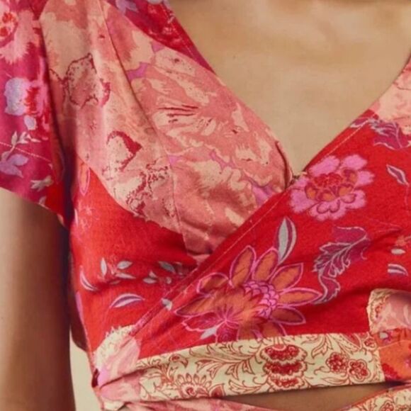 Nwt three people cropped sleeved floral wrap top - Picture 4 of 6